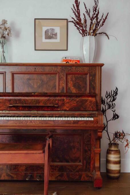 Harrys House Warburton - Peaceful Riverside Cottage In The Perfect Location エクステリア 写真