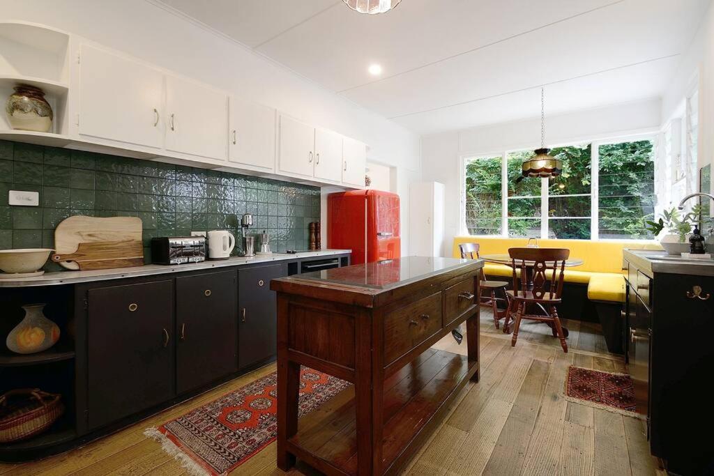 Harrys House Warburton - Peaceful Riverside Cottage In The Perfect Location エクステリア 写真